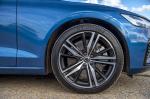Volvo V60 T8 R-Design 2019 года (UK)